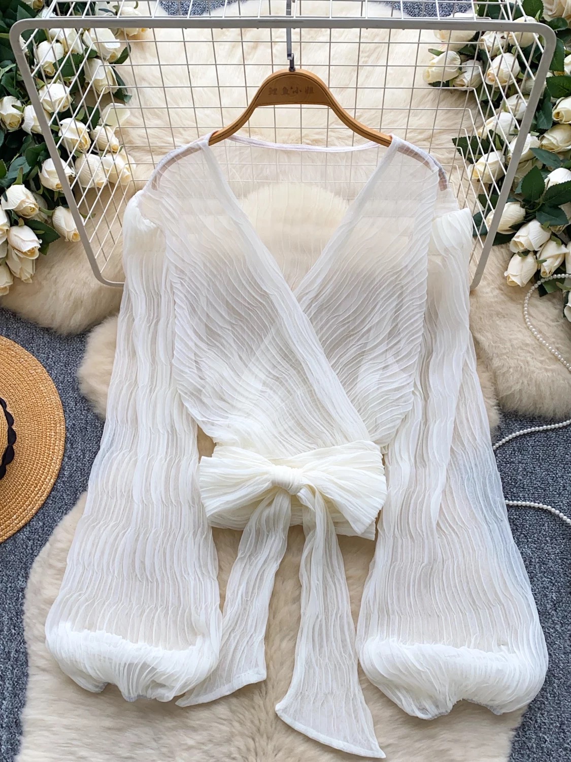 No strings attached top CTO945 images